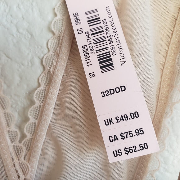 Victoria's Secret padded bra, size 32DDD - Picture 7 of 8